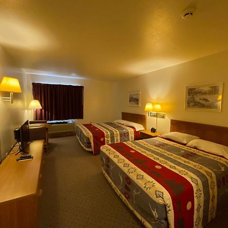 Ausable Valley Inn Mio Bagian luar foto