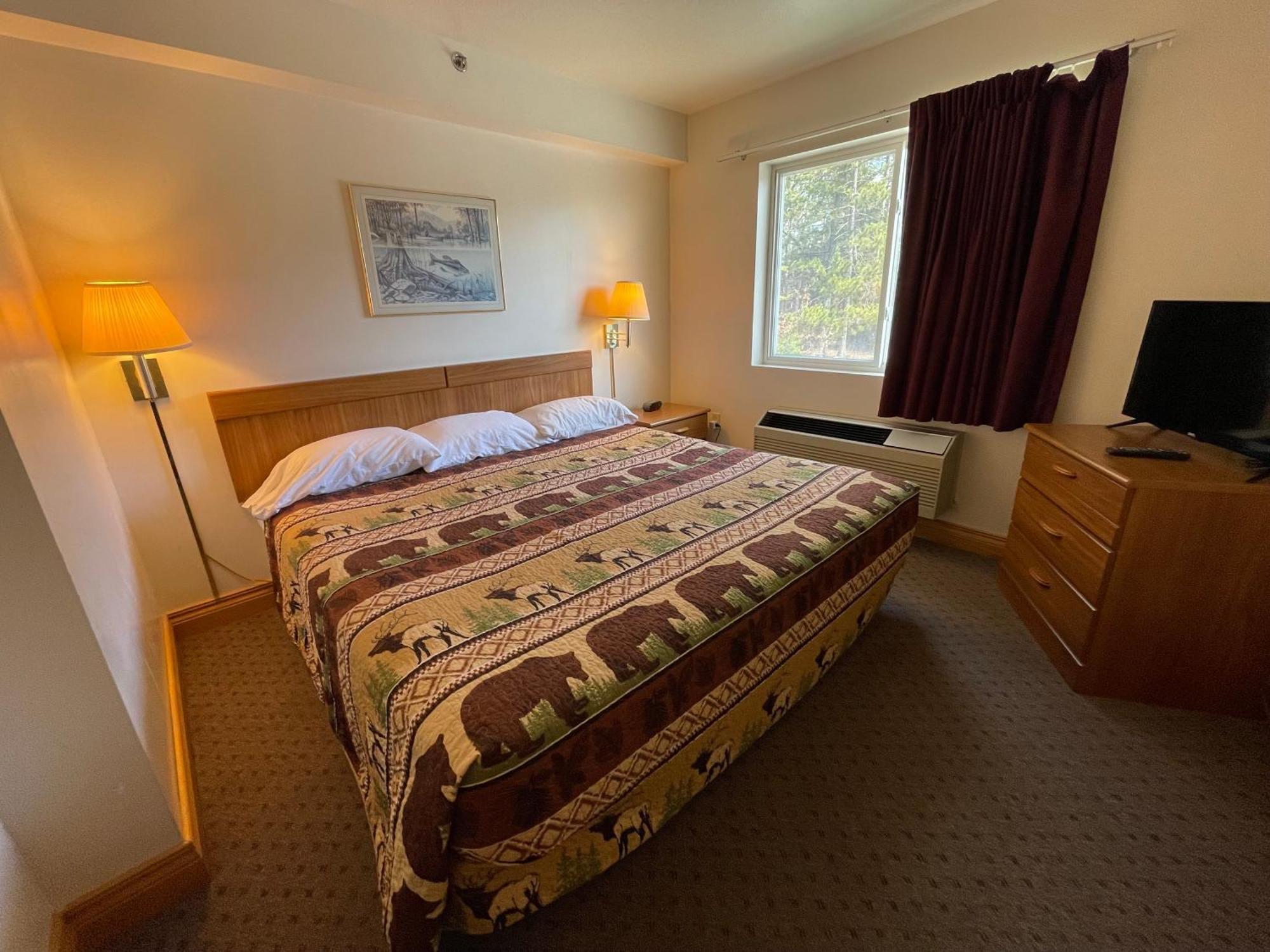 Ausable Valley Inn Mio Bagian luar foto